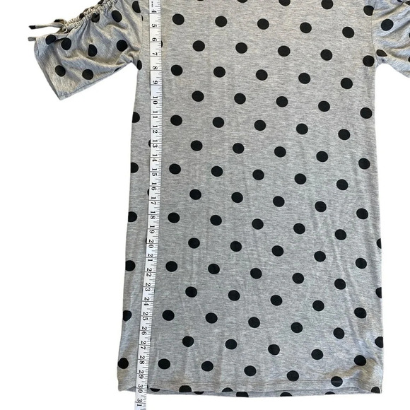 Cat & Jack | Kid’s Grey and Black Polka Dot Tshirt with Sleeve Detail Size L - Picture 3 of 7